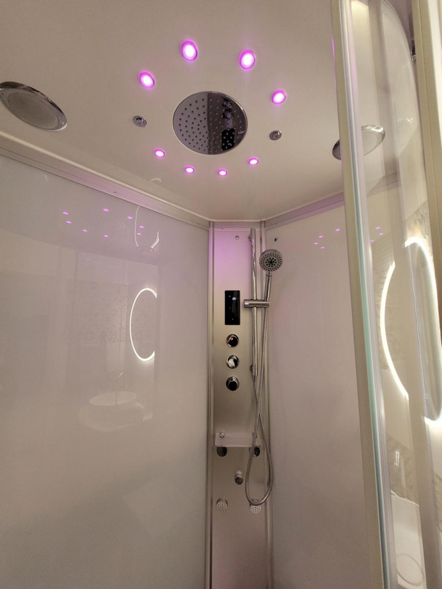 Victoria Spa, Au Coeur Du Centre-ville Hammam -wifi -grand Lit Double Queen Size 160x200cm