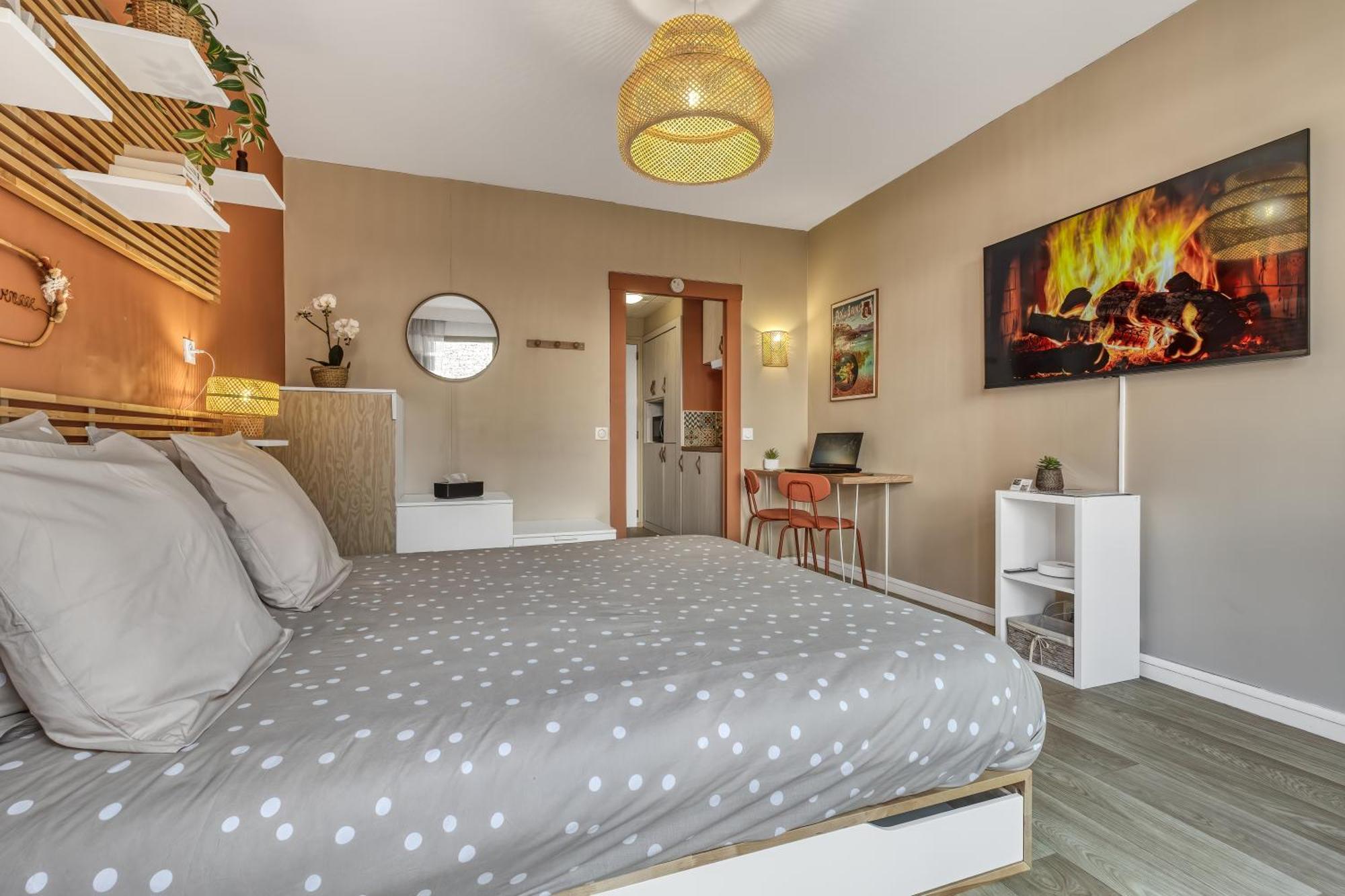 Appartement Victoria Spa, Au Coeur Du Centre-ville Hammam -wifi -grand Lit Double Queen Size 160x200cm Aix-les-Bains